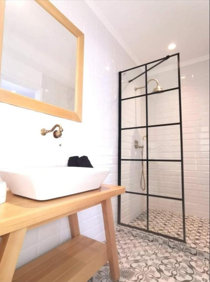 The Lighthouse Sunset View Suites Akrotiri  Ngoại thất bức ảnh
